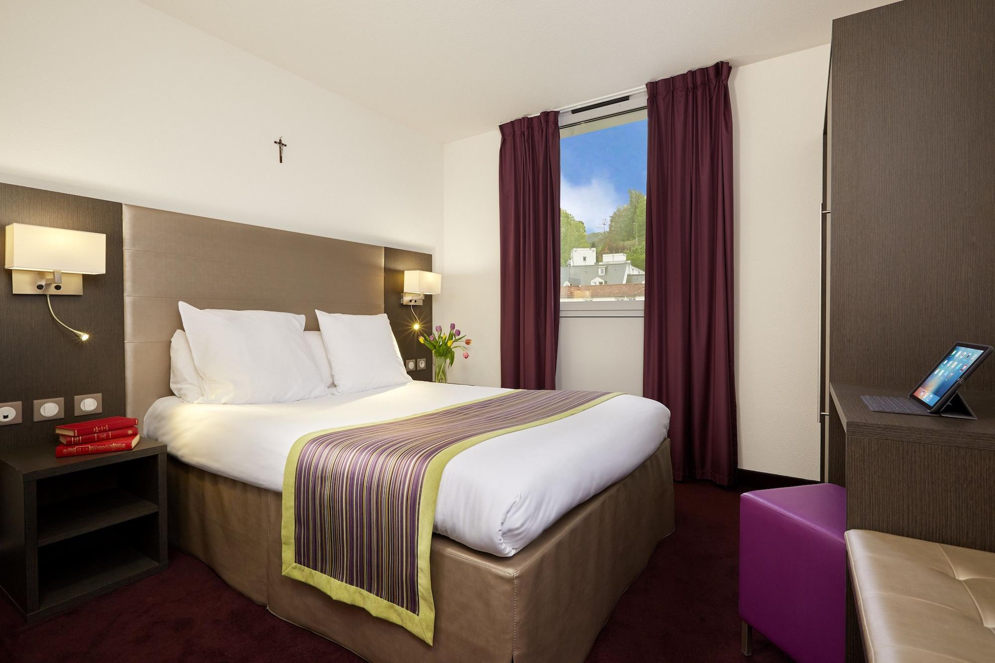 Hotel Astrid Lourdes Exteriör bild