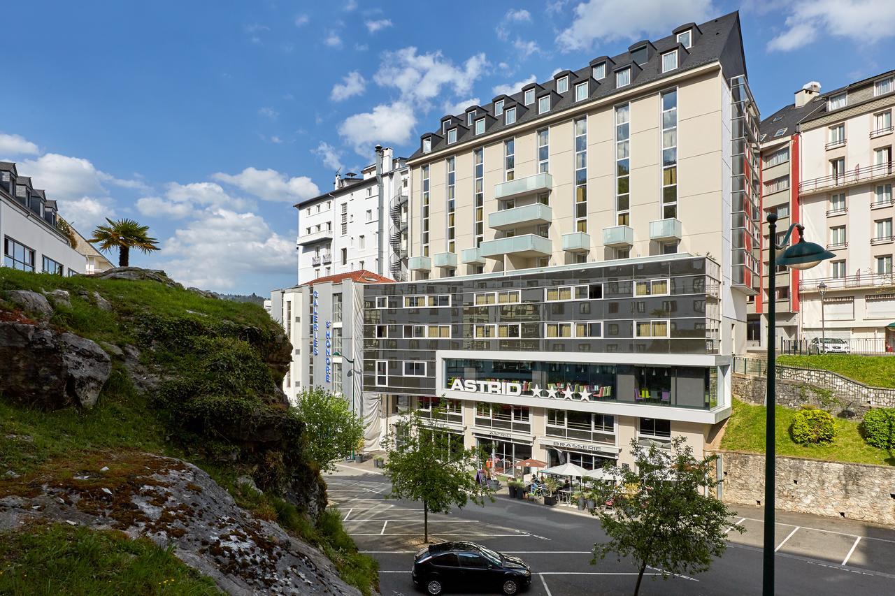Hotel Astrid Lourdes Exteriör bild